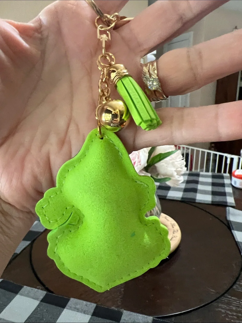 Viola sparkling green